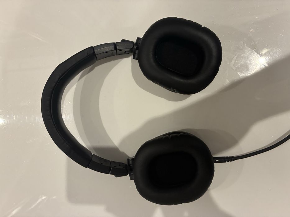 Студийные наушники Audio-technica ath-m50x