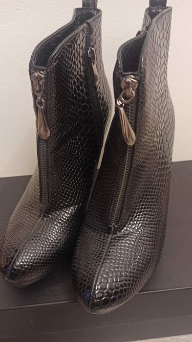 Елегантни дамски боти"ELIZA"+подарък