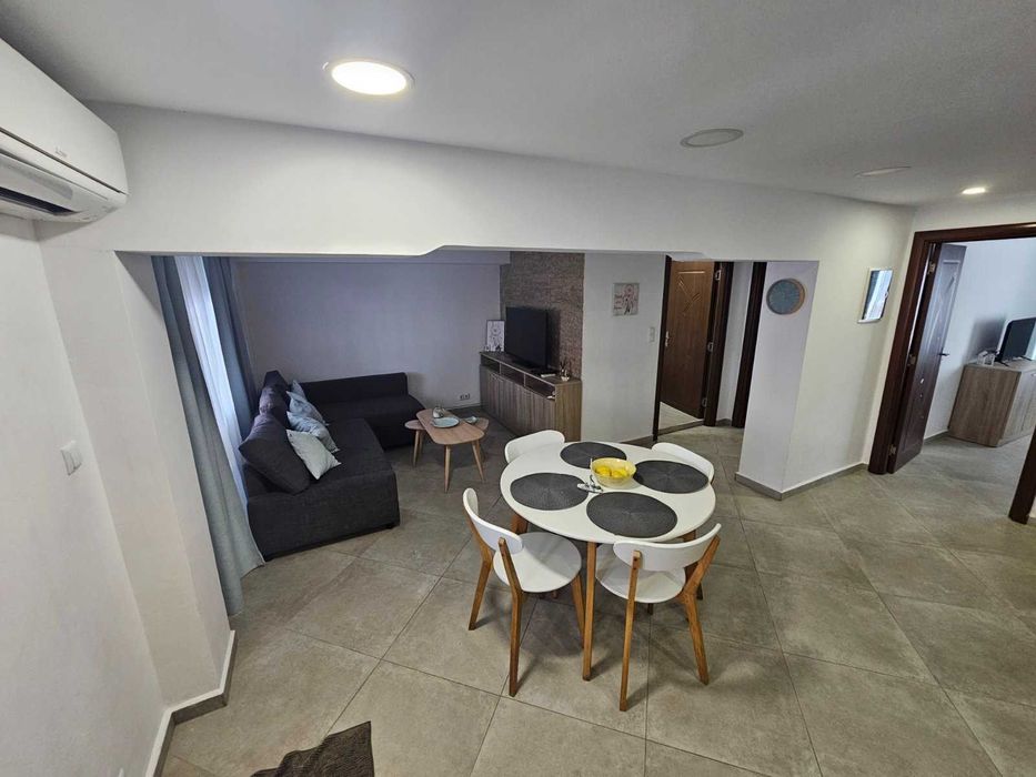 Продава се Тристаен апартамент в София, Лозенец - 80 кв.м за 1988 €/кв.м - Снимка #10