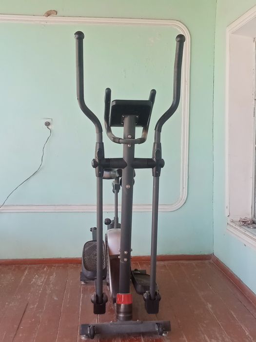 Продаётся  Б/У велотренажёр состояние отличное принимаем только наличк