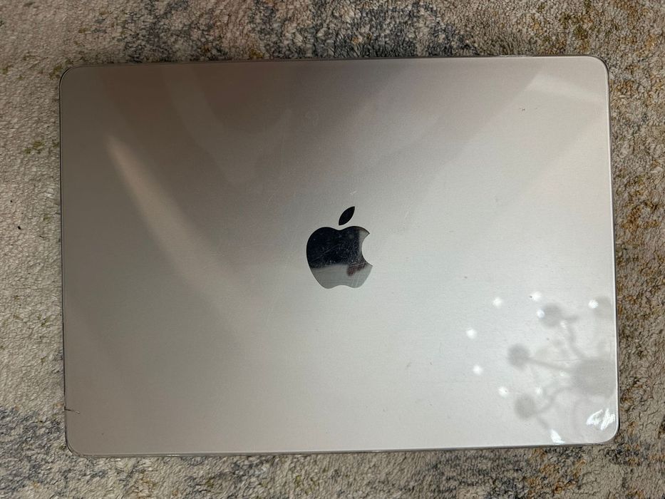 MacBook Air M2 13 дюймов только продажа