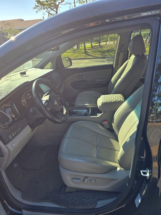 Kia Carnival 2015