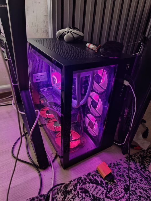 Комплект компьютер + мониторы