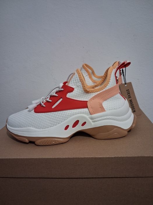 Adidasi dama,Marimea 36!