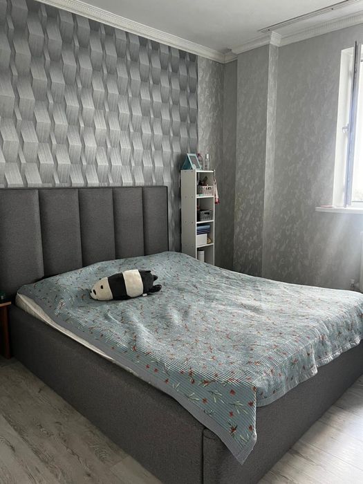 Кровать двуспальная