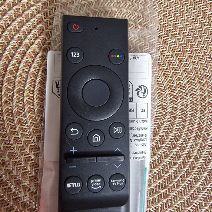 Telecomanda nouă pentru TV Samsung smart