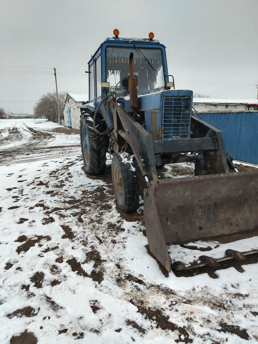 МТЗ 80 трактор..