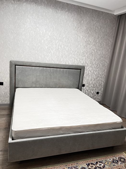 Продается двуспальная кровать