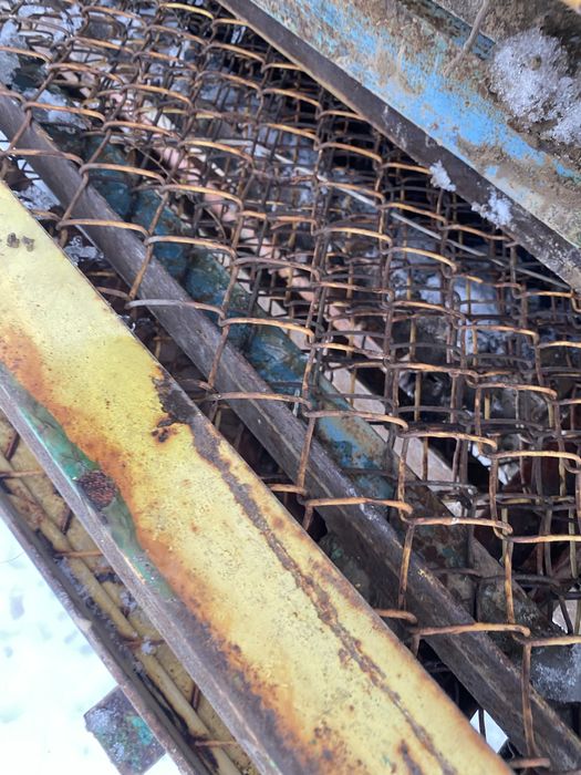 Продам сетки 2,40 на 2 метра