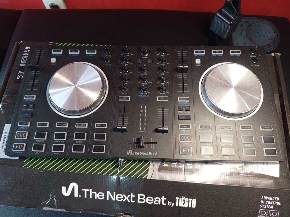 DJ Pult, Base The Next Beat