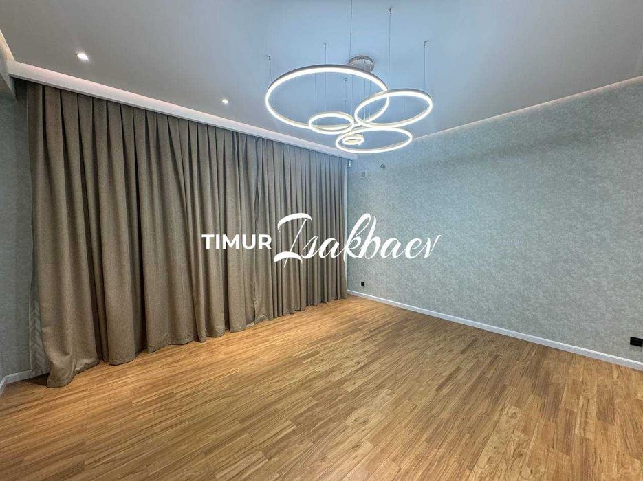 Продам Новый ЕвроДом ул.Циолковская 2 сотки 430 м2