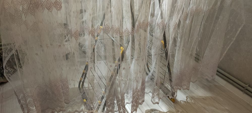 Белая тюль, шторы