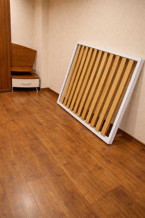 Спалня с ракла и подматрачни рамки