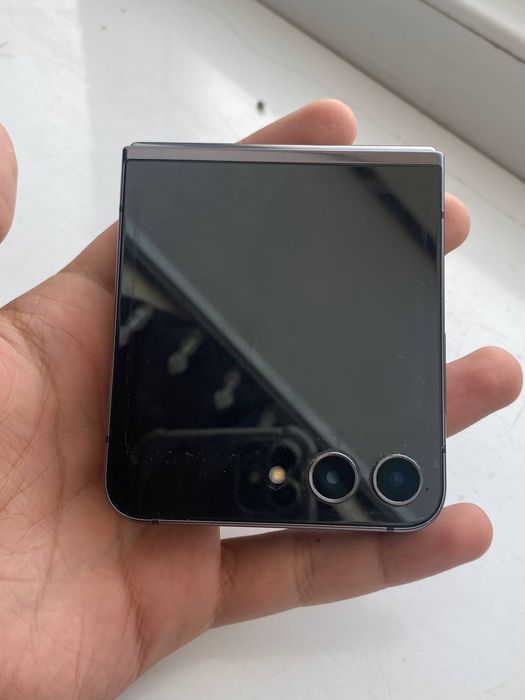 Samsung Galaxy Z Flip 5