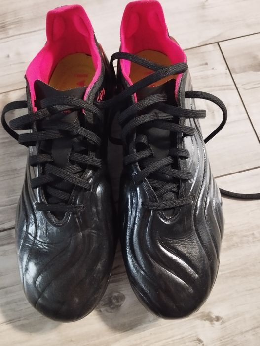 Бутонки Адидас 40 номер нови