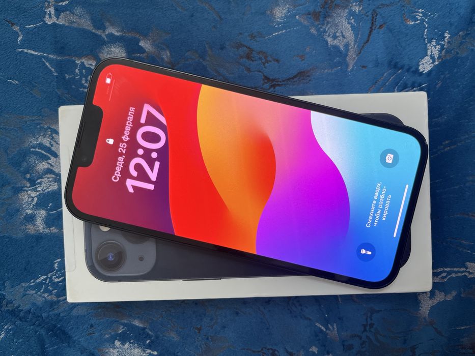 Айфон 13 128гб.