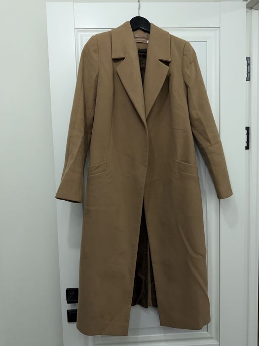 женское пальто бежевое