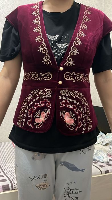 Женский казахский камзол