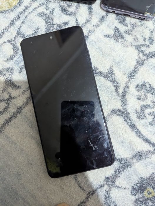 Запчасти Samsung s8 и poco x3 pro