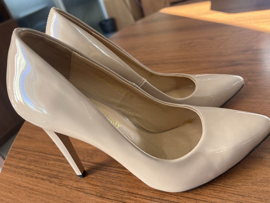 Туфли 34,35 размер новый