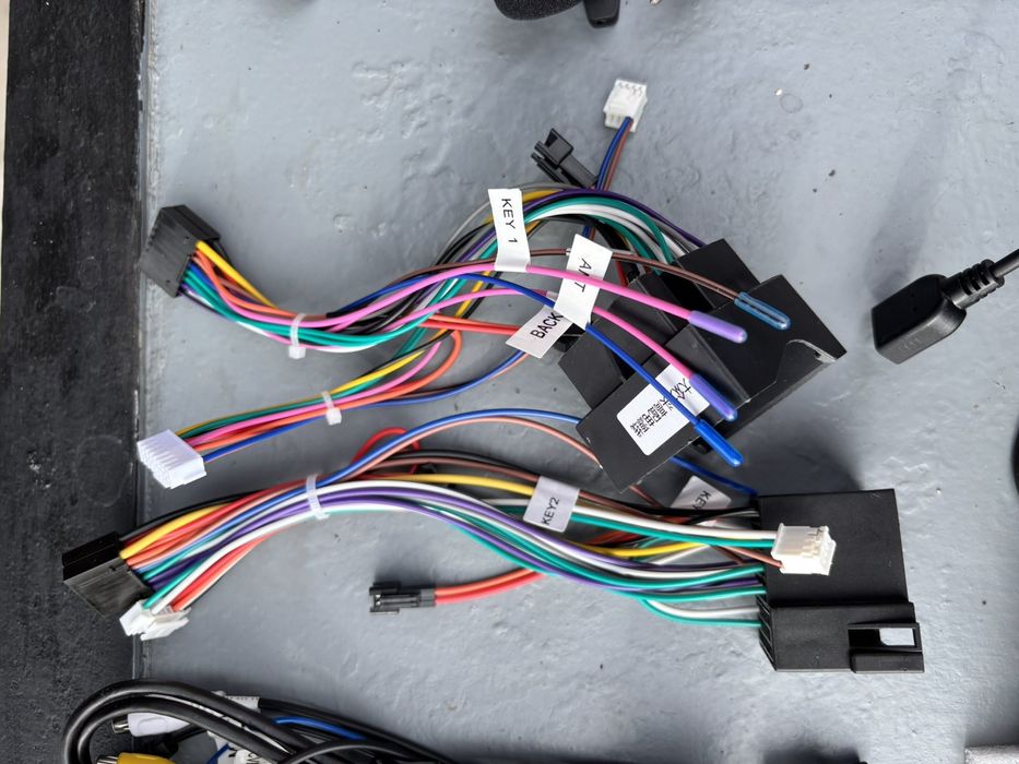 Продавам навигация за Фолксваген.