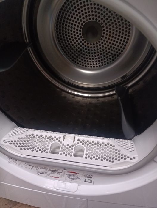 Сушилна с термо помпа Аег AEG Protex Plus 8кг A+++ 2 години гаранция!