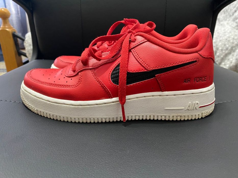 Nike Air Force 1 low red