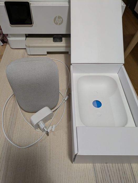 Boxa inteligentă Google Nest
