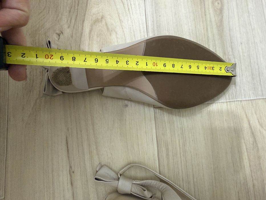 Туфли бежевые 37