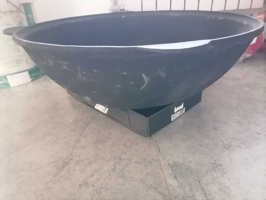 Новый чугунный казан