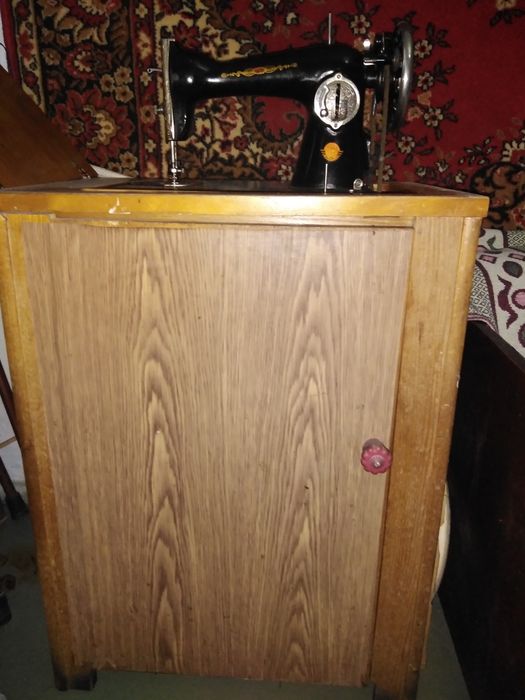 Ножная Швейная машинка,