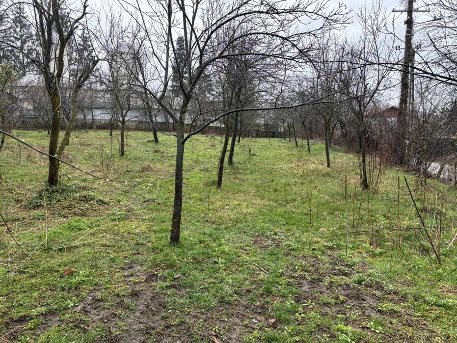 Titlu: Teren intravilan 1.000 mp, Sângeru (Prahova) – Zonă Centrală / Lângă Biserică