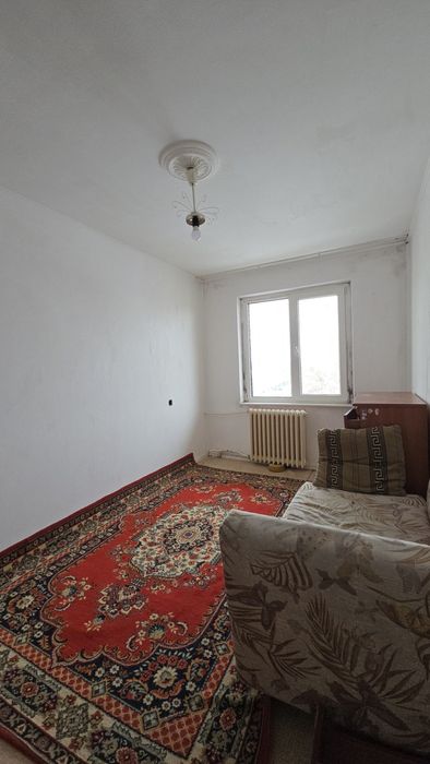 Продаётся 3-комнатная квартира Район: Автопарк