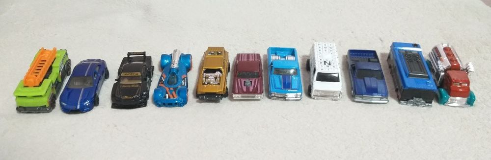Машинки Hootwheels