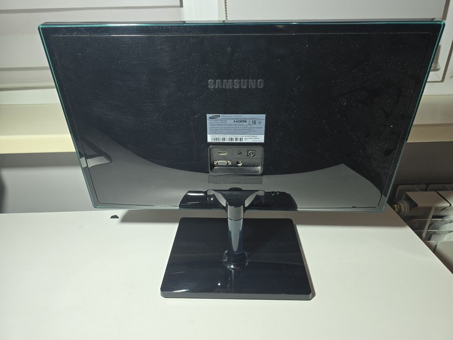 Монитор Samsung ls24d390hlx