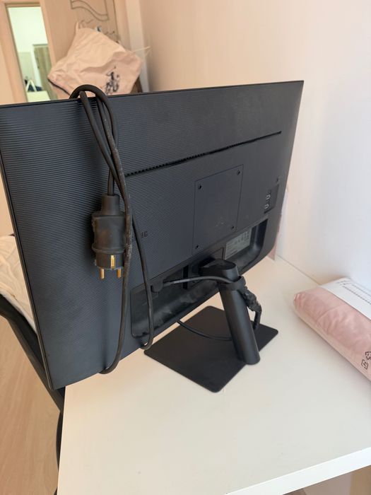 Като нов. Екран / монитор Samsung LS-27BM500 27”