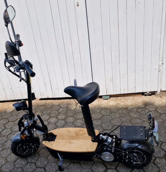 TROTINETA SCUTER ELECTRIC Forca Captain Pro 2000 W 50km/h NOU 50 Buc