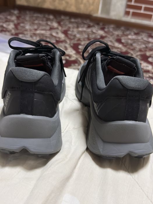 Adidas terrex кроссовка унисекс