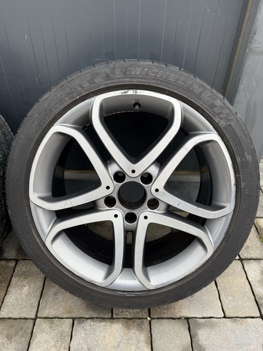 mercedes michelin 245/40/18 Дот 33/24г оригинални 1400лева