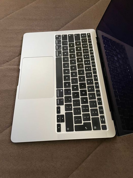 13" M1 Macbook Air A2337 Silver