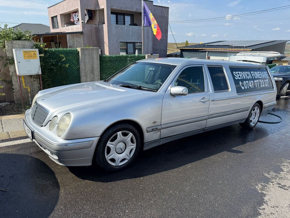 MERCEDES-BENZ E-Class 0 — imagine 3