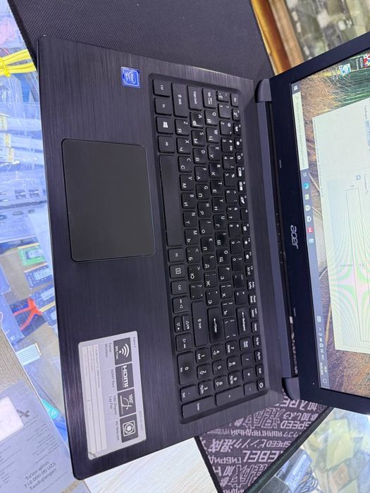 Notebook sotiladi Acer Aspire 3 4 yadr