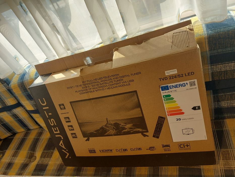 Vând tv 12 nou în cutie