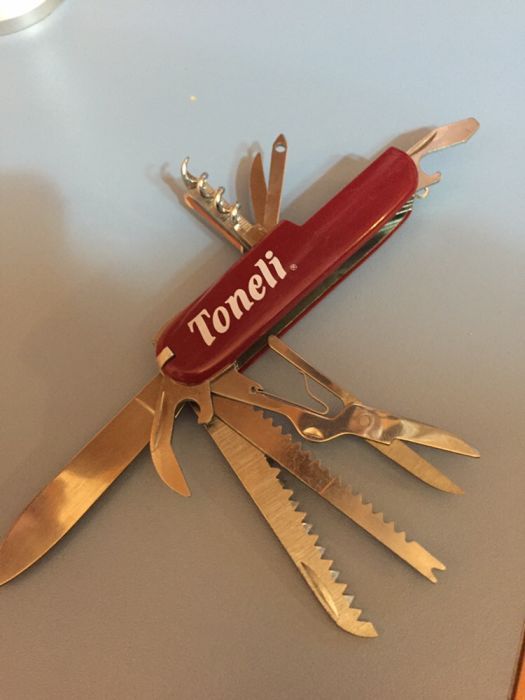 Vind briceag Toneli multifunctional!