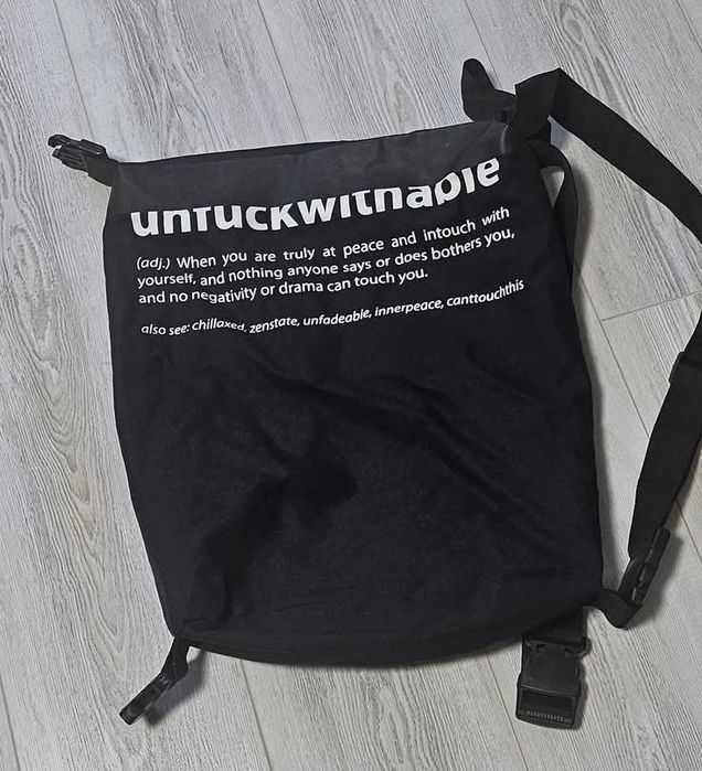 Черна раница Pause