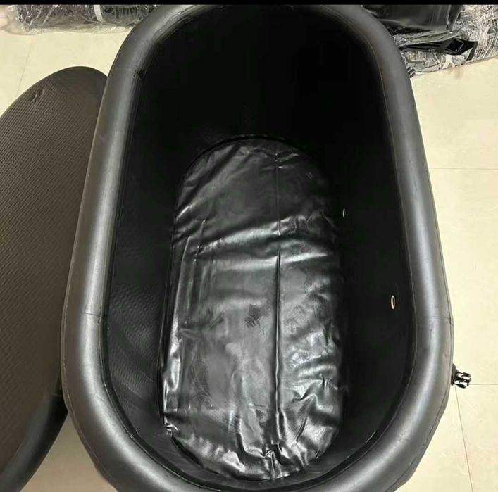 Бассейн для купания, моржевания. Купель.