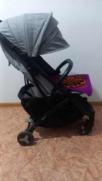 Продам детскую коляску