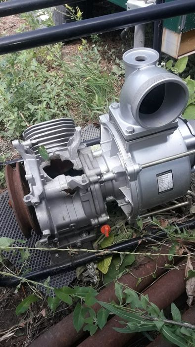 Продам мотопомпу