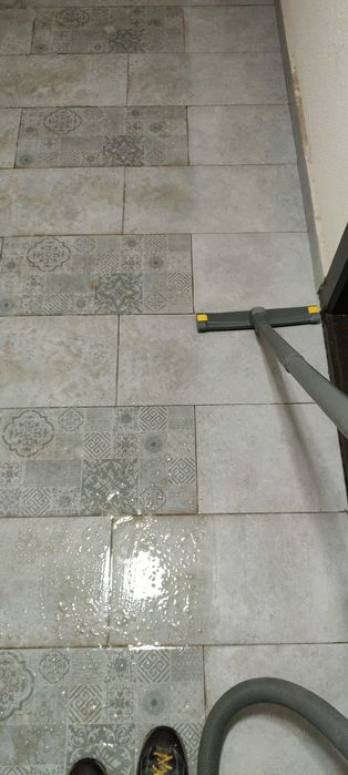 Curatenie Industriala, Comerciala si Rezidentiala - Deretic