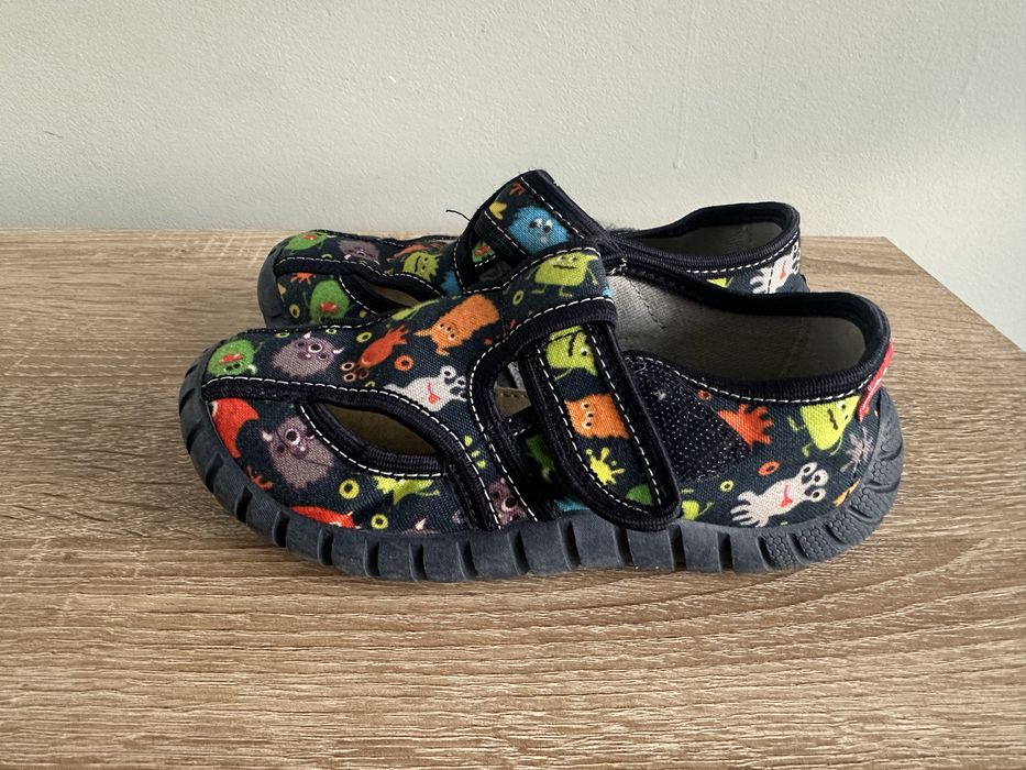 Детски пантофи Колев и Колев